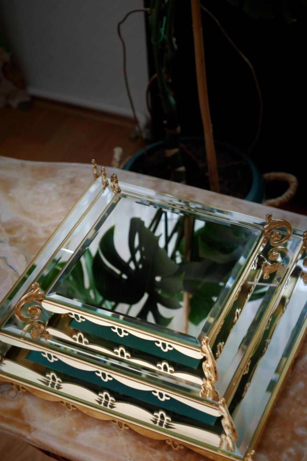 Tilda Altın Detaylı Kare Orta Sunum Standı (47 x 47 cm) - Nazik Home - Yuvama Değer!