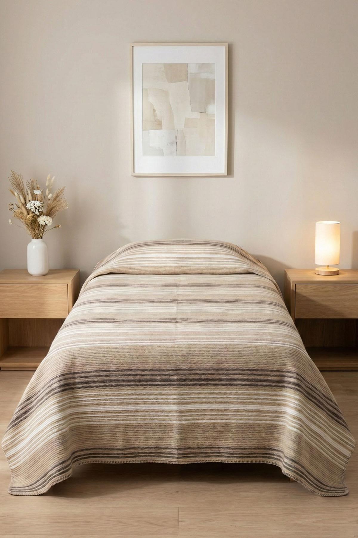 Trend Çizgili Tek Kişilik Battaniye (150 x 200 cm)