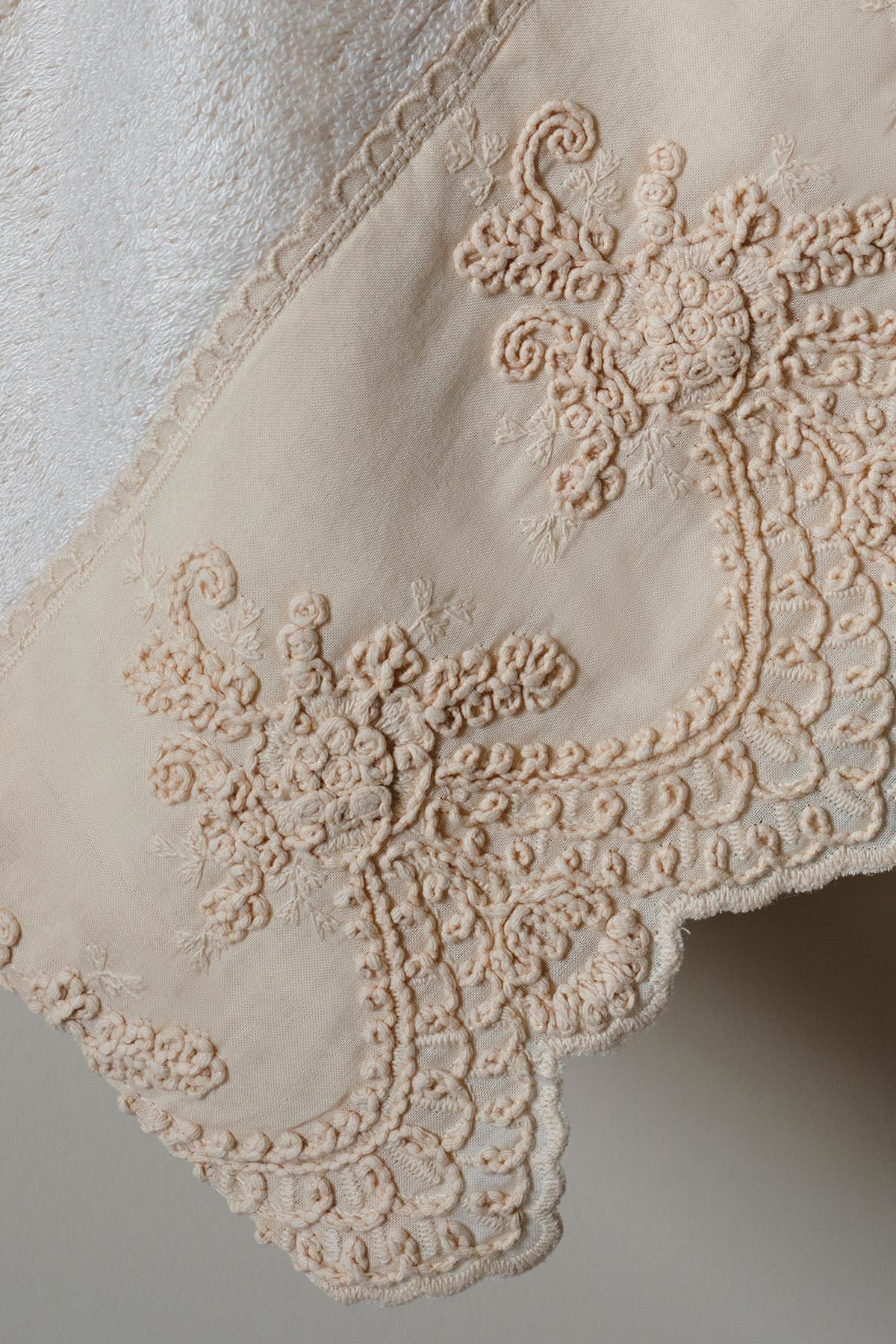 Tual İşlemeli El Havlusu (30 x 50 cm)