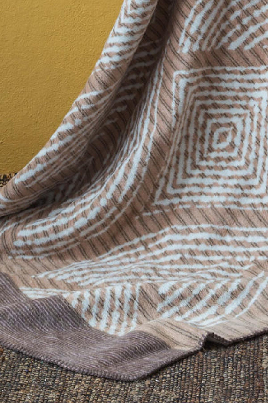 Viola Pamuk TV Battaniyesi (130 x 170 cm)