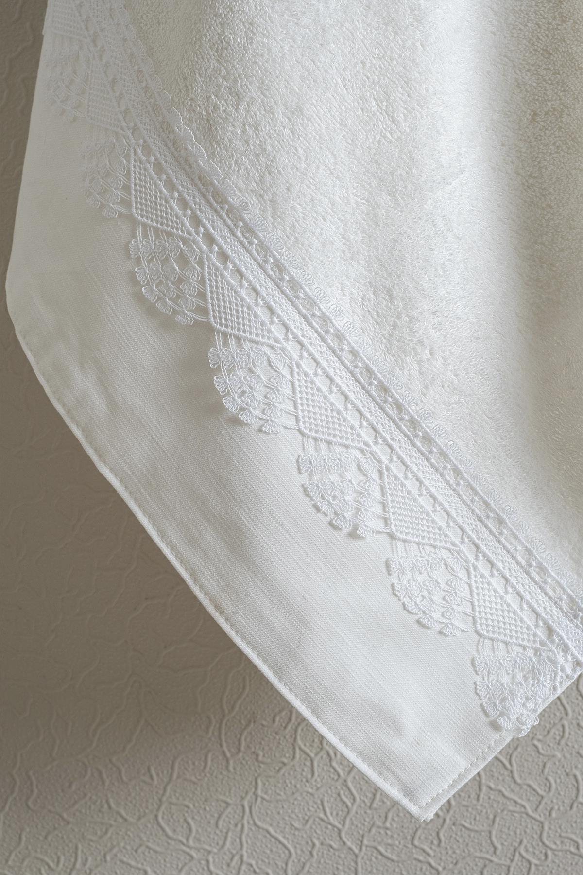 Zarif Dantelli El Havlusu (30 x 50 cm) - Nazik Home - Yuvama Değer!