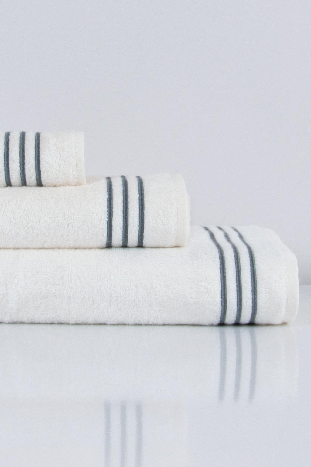 Zen Çizgi Nakışlı Banyo Havlusu (90 x 150 cm) - Nazik Home - Yuvama Değer!